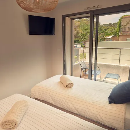 With Pool & Access Villa *